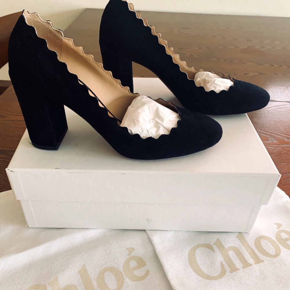 Chloe Scalloped Suede Pumps Size 8